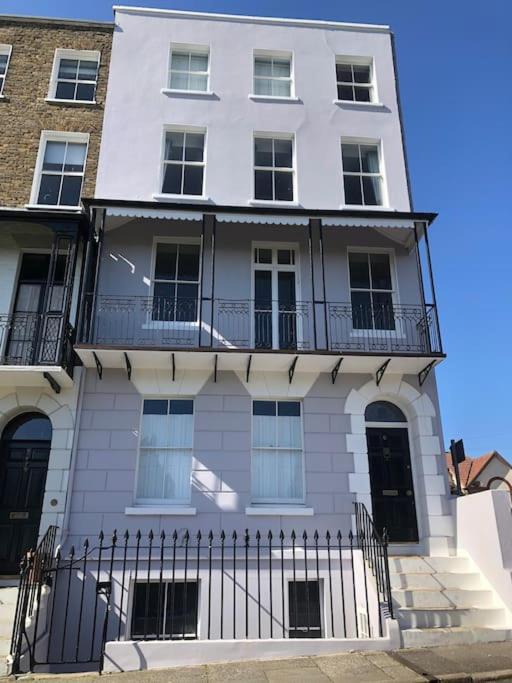 Georgian 5 Storey House, Seaviews, Cinema Room Ramsgate Exterior foto